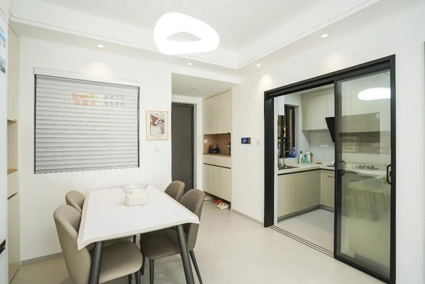 “窮裝”反而更高級(jí)？全屋淺色+無主燈，鄰居直呼想抄作業(yè)！